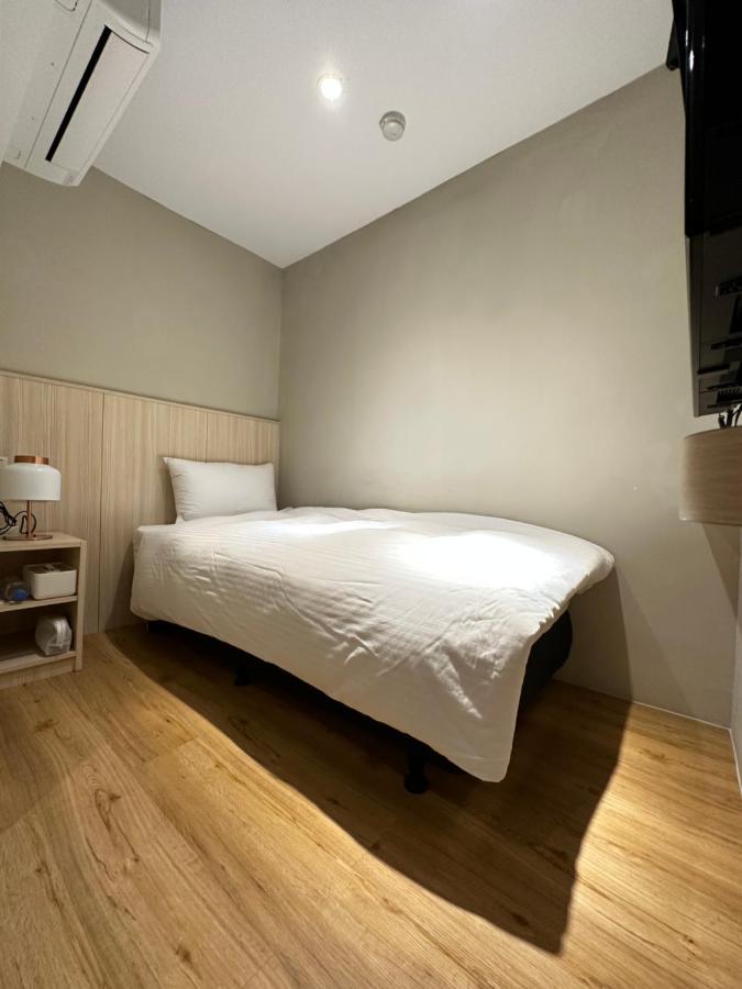 Yoshi Hotel - Tainan Station Branch מראה חיצוני תמונה